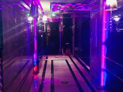 -蓝尊量贩(黄河路店)