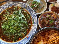 -谢老五跷脚牛肉·非遗传承店
