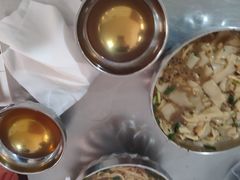 -正宗杨记普洱酸醋米线(总店)