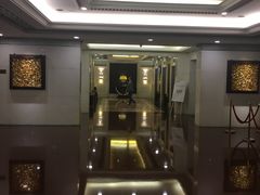 -广东大厦酒店(广州北京路步行街纪念堂地铁站店)
