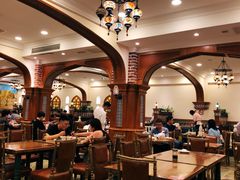 大堂-清真·玛丽亚新疆菜主题餐厅(浙江中路店)