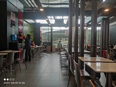 大堂-麦当劳(深圳北站高铁店)