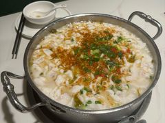 -德林酸菜鱼火锅(南丹店)