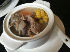 -河畔春天时尚餐厅