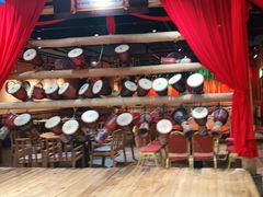 -老滇山寨•云南特色菜•地方菜•民族风情歌舞表演(金碧店)