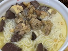 -文山荷鲜居(翠湖店)