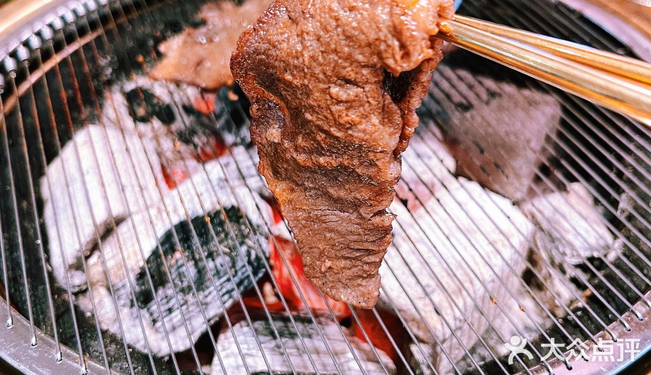 魔都美食，西塔老太太泥炉烤肉又开新店了！