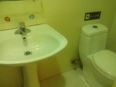 -7天酒店(上海江宁路地铁站玉佛寺店)