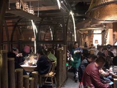 大堂-哥老官重庆美蛙鱼头(西湖银泰十一哥店)