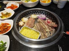 -木槿花韩式炭烤·熟成肉工坊(孙文东路店)
