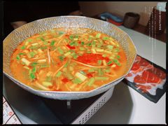 -旺福·贵州酸汤牛肉火锅(陆悦天地店)