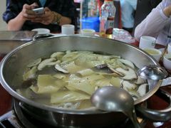 -老石黑山羊毛驴肉火锅(金凯广场店)
