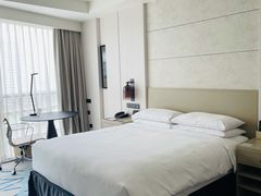 -上海漕河泾万丽酒店