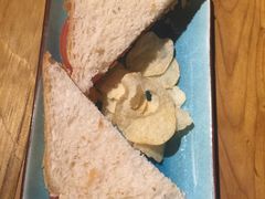 -蓝壁虎咖啡酒馆