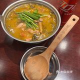冬天喜欢的一晚热汤米线