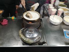 -马杰金城马爷牛奶鸡蛋醪糟·清真(正宁路店)