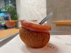 蜜桃路易波士泡芙-LANLIZI BAKERY(COSMO店)