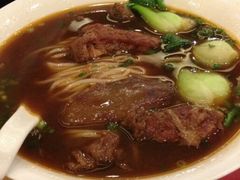 红烧牛腩面-蒋家桥饺面店(奥邦店)