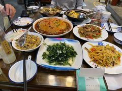 -缘来聚·徽菜名店(黄山宏村店)