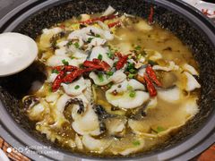 -渝是乎酸菜鱼(龙旗购物中心店)