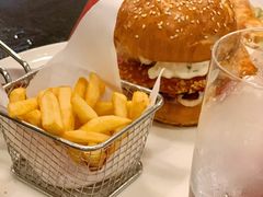 香脆薯条-WOLFGANG PUCK KITCHEN & BAR(迪士尼小镇店)
