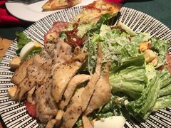 凯撒沙拉配香草鸡胸肉-碧特博格·20年品牌西餐厅(芜湖路店)
