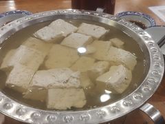 -石磨豆花家常菜·牦牛排土火锅
