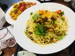 -郑东靓靓虾馆·金牌油焖大虾(天泽街店)