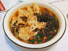 -丽丽三鲜螺蛳粉(田林路店)