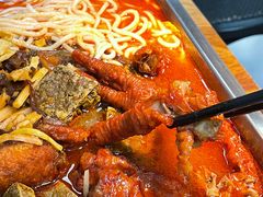-在巷子里的烤肉店·螺蛳粉烤鱼·牛蛙(和美城店)