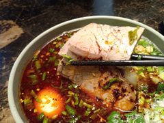 -臻老板牛肉面(光华路SOHO店)