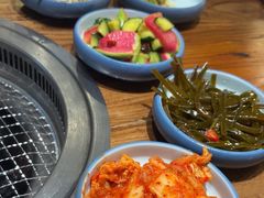 -明洞阿姨·韩式酱蟹烤肉·创意料理(三元桥店)