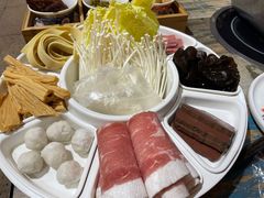 -鸡遇虾煲干锅火锅(小寨金莎店)
