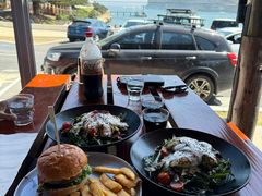 -12 Rocks Beach Bar Cafe