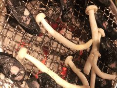 -青瓦炭韩潮烤肉(花园道店)