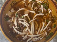 -花溪牛肉粉(八鸽岩店)