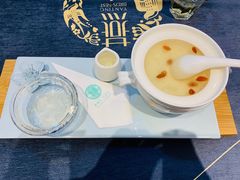 -燕庭·纯燕窝·甜品下午茶(南京西路店)