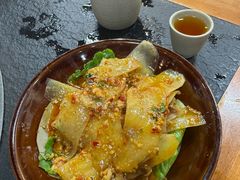 -阿山卓·野生菌火锅·纳西火塘烤肉