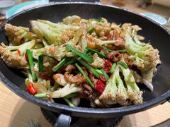 干锅花菜-呷湘厨·鱼汤捞饭·剁椒鱼头·湘菜(国家会展中心店)