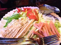Chief&nbsp;Salad-Helens海伦司小酒馆(复旦大学店)