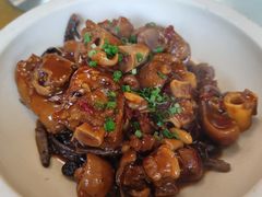 团菌香猪手-椿记烧鹅(叠彩店)