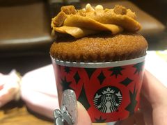 焦糖杯子蛋糕-星巴克(济南美莲广场店)