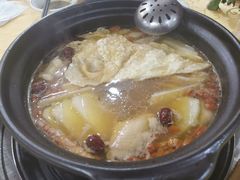 -濠轩阁特色生蚝火锅(水湾路店)