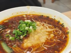 红汤豌杂面-兵哥豌豆面(欧亚卖场店)