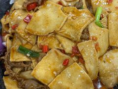 -湖南人家湘菜馆(镇江路店)