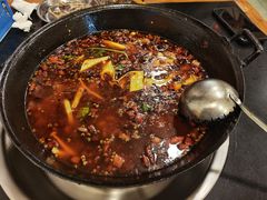 -鸿顺老铁锅美蛙鱼府(解放碑店)