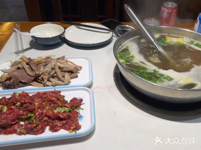 乡土黄·鲜牛肉火锅·小龙虾(兴业街店)图片