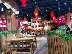 大堂-老滇山寨•云南特色菜•地方菜•民族风情歌舞表演(金碧店)