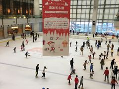 -冰纷万象滑冰场(深圳万象城店)
