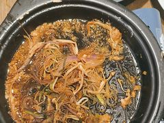 -俭寨大盘鸡·手抓肉·烧烤新疆菜(乌苏路店)